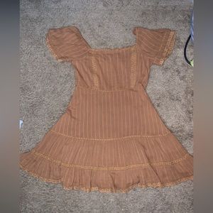 Very cute summer/church dress. brand new worn once.